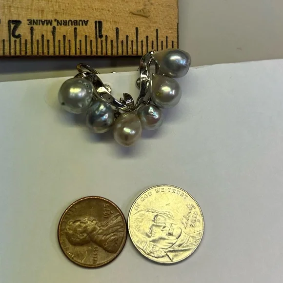 Vintage silver 925 mid century Japan 3 high luster Gray baroque Pearls Earrings